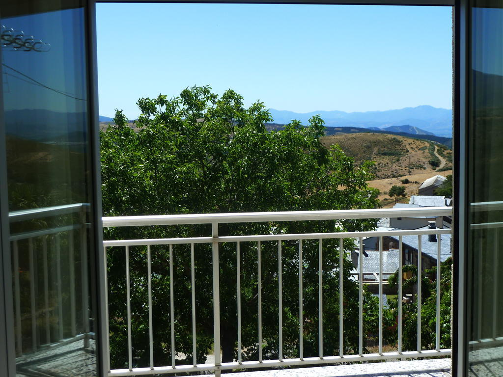 Pension Riego De Ambros Exterior photo