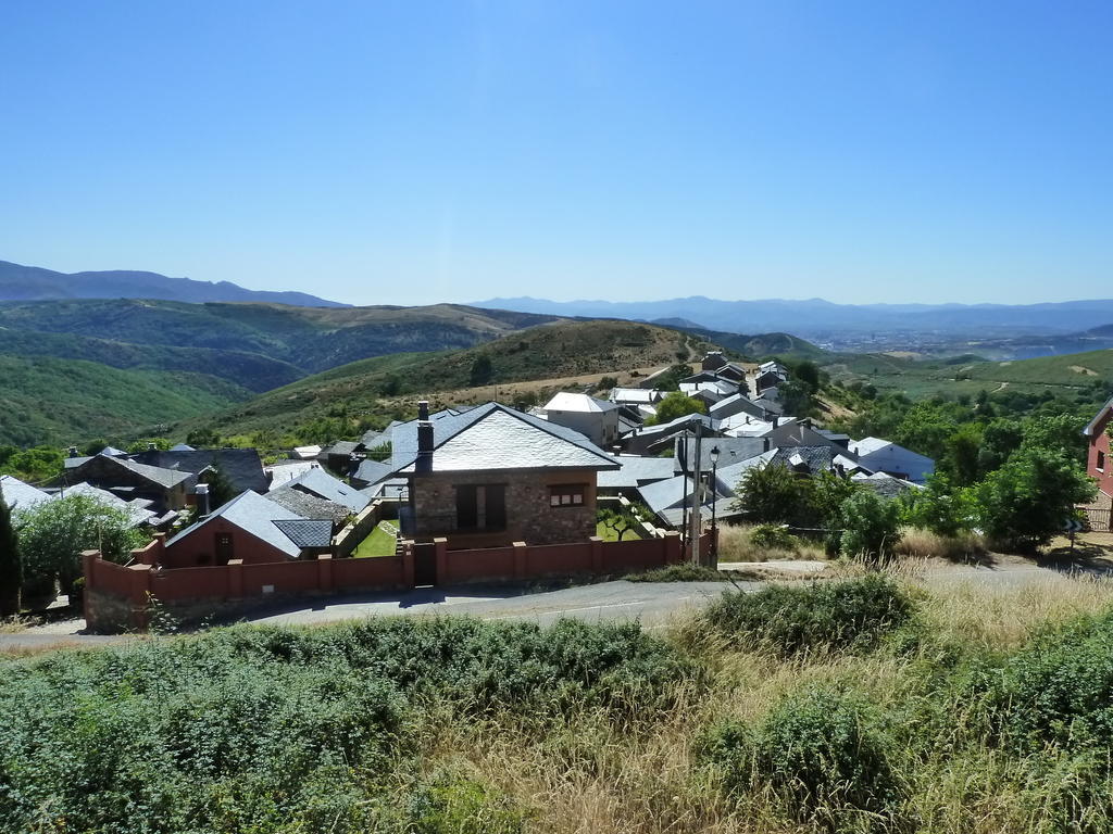 Pension Riego De Ambros Exterior photo